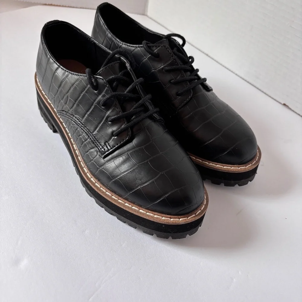 Steve Madden Women's Terri Derby Platform SZ 5.5 Black Crocodile Print Shoe